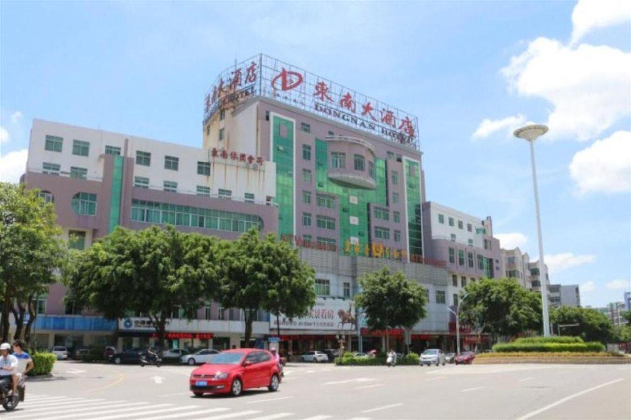 Dongnan Hotel Quanzhou  Zewnętrze zdjęcie